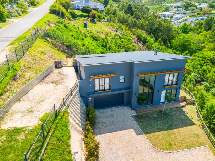 3 Bedroom Property for Sale in Knysna Central Western Cape